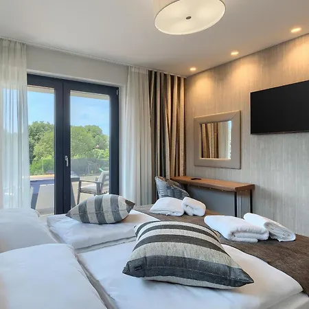 Cascada Apartman Muntic