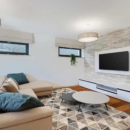 Apartment Cascada Muntic